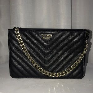 Black and Gold vs cross body bag